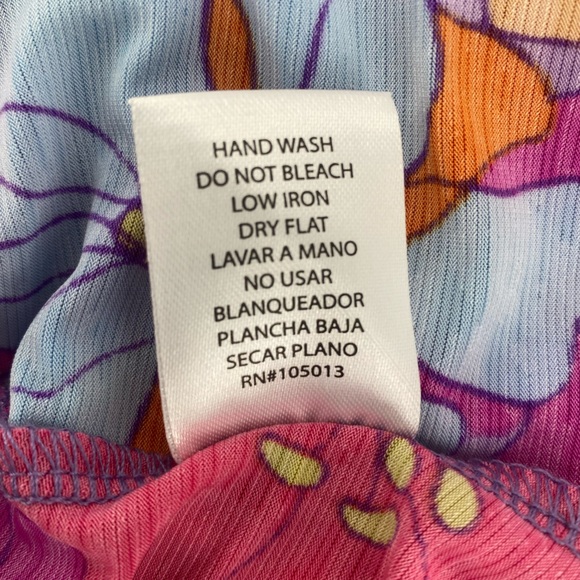 Dear Scarlet | NWT Women’s Vibrant Bright Neon Floral V-Neck 3/4 Sleeve Blouse - Picture 9 of 9